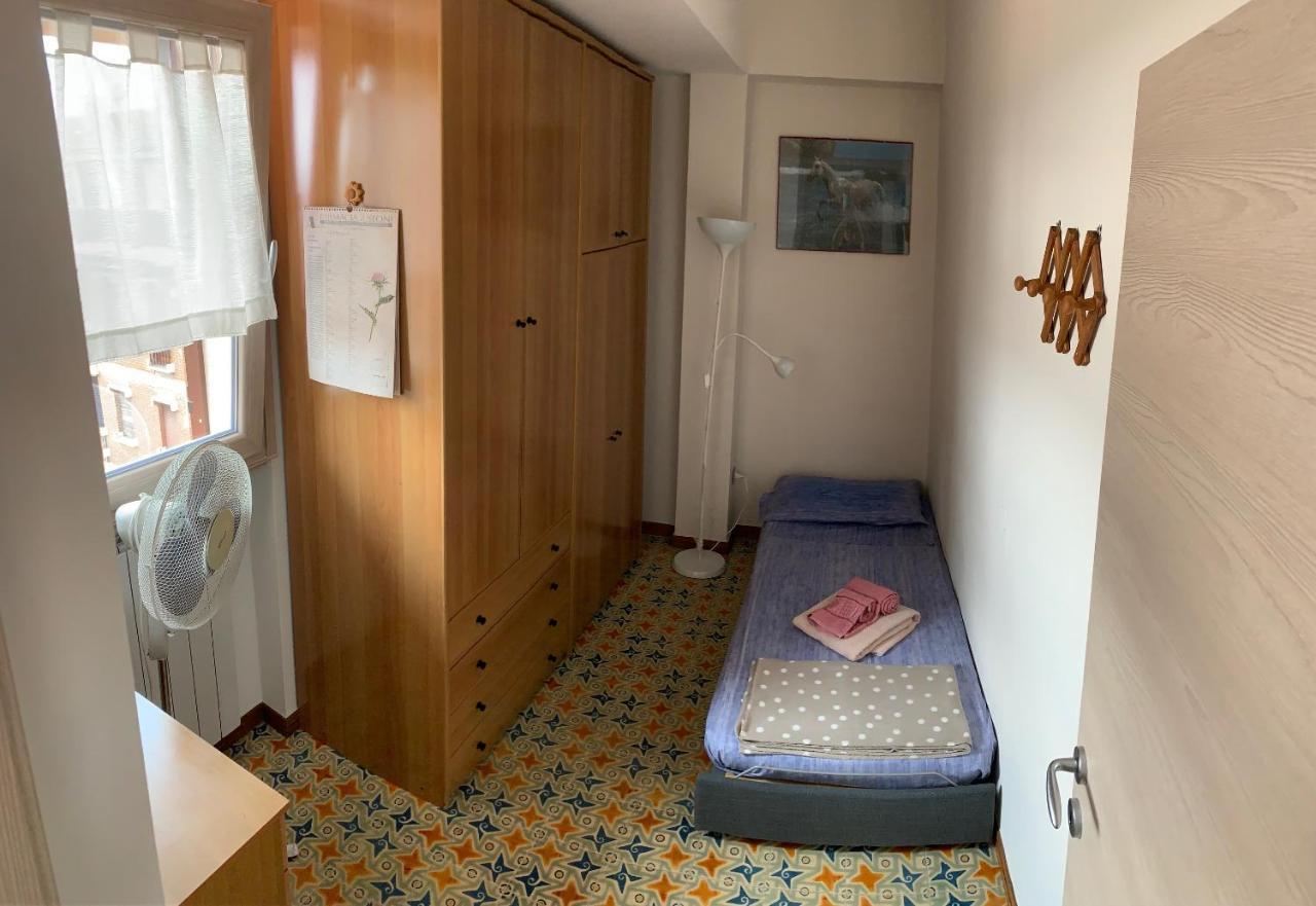 Attico Mansardato Affacciato Sul Cuore Di Brescia Exterior foto